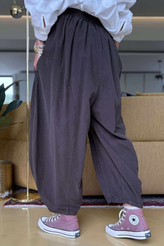 Made in Italy Cooper Needlecord Sia Pant Coffee Bean